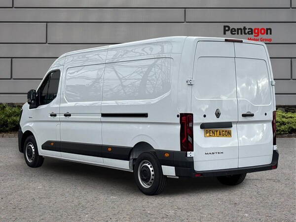 Used Renault Master 2025 for sale - 76197892: Photo 2
