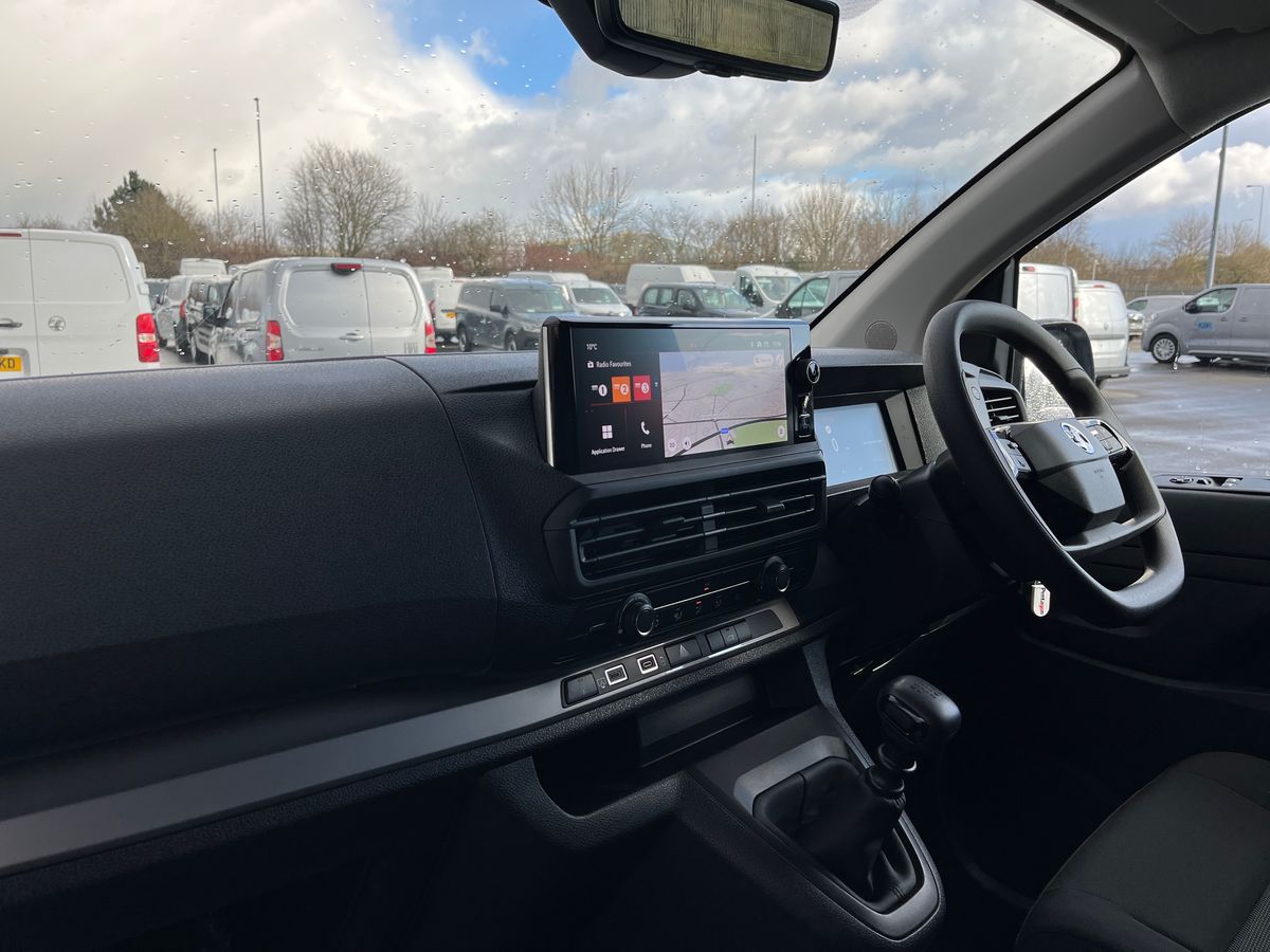 Used Vauxhall Vivaro 2024 for sale - 76034430: Photo 8