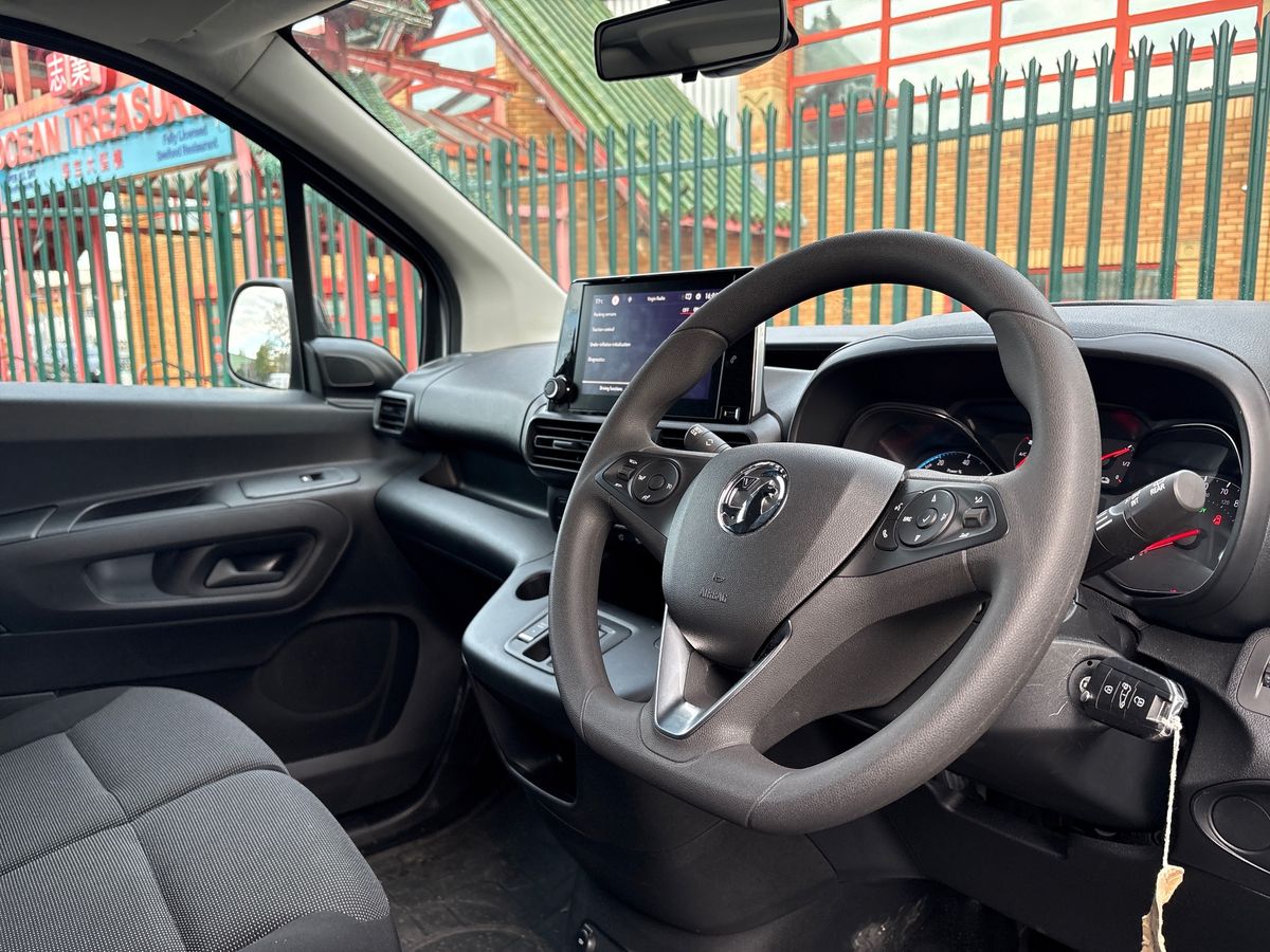 Used Vauxhall Combo 2025 for sale - 76351477: Photo 5