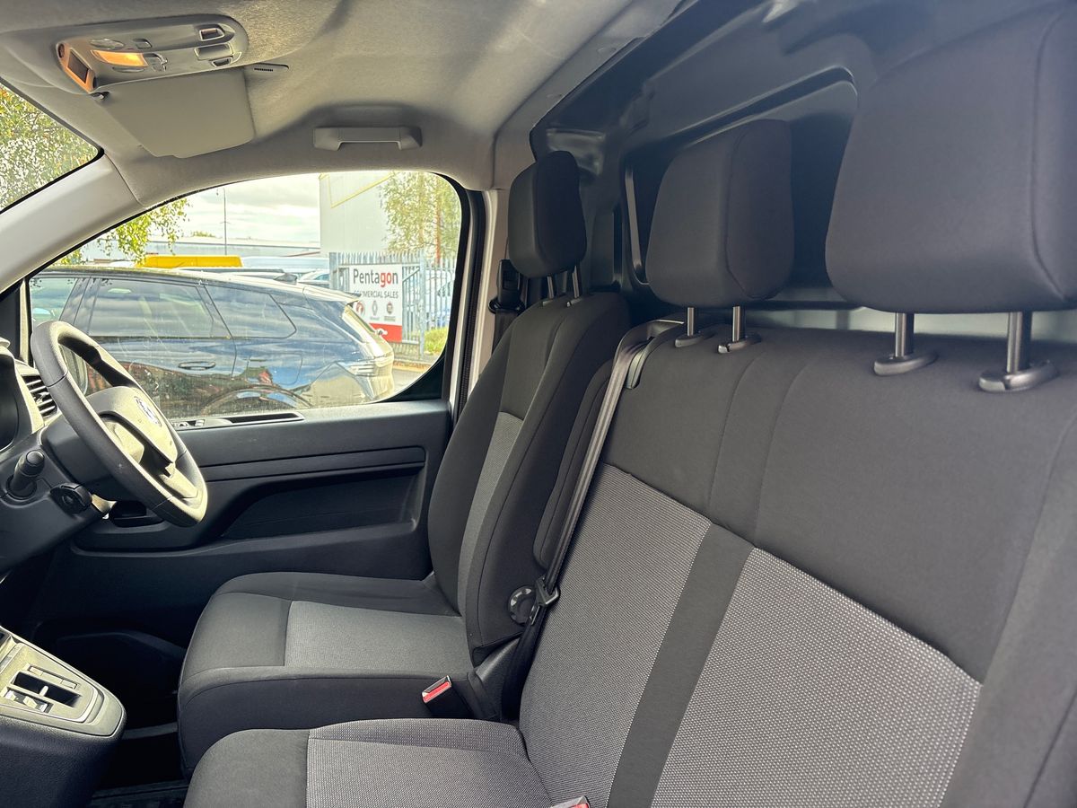 Used Vauxhall Vivaro Electric 2025 for sale - 76344661: Photo 9