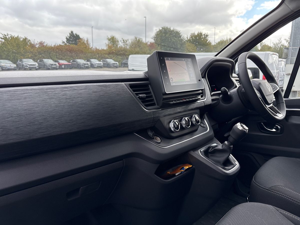 Used Renault Trafic 2025 for sale - 76875926: Photo 9