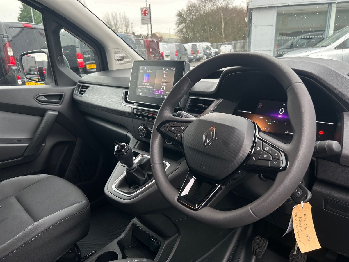 Used Renault Kangoo 2024 for sale - 76694087: Photo 5