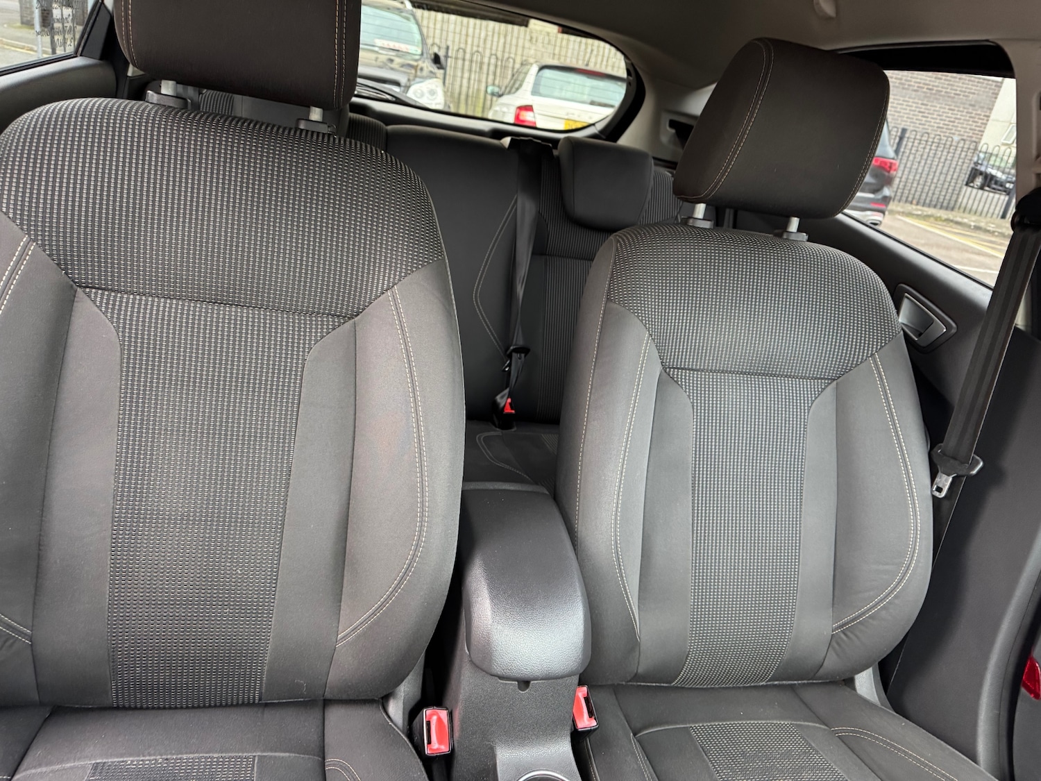 Used Ford Fiesta 2017 for sale - 76830337: Photo 20