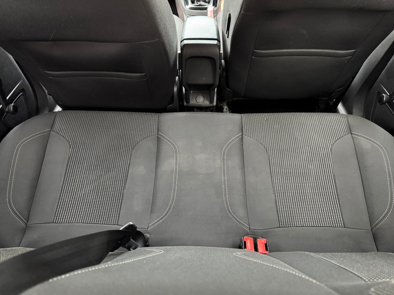 Used Ford Fiesta 2017 for sale - 76830337: Photo 9