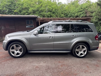 Used Mercedes-Benz GL Class 2010 for sale - 78870569: Photo