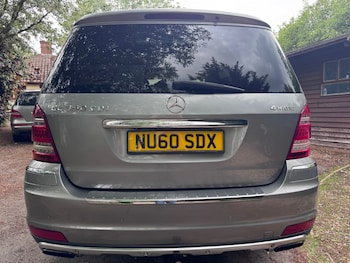Used Mercedes-Benz GL Class 2010 for sale - 78870569: Photo