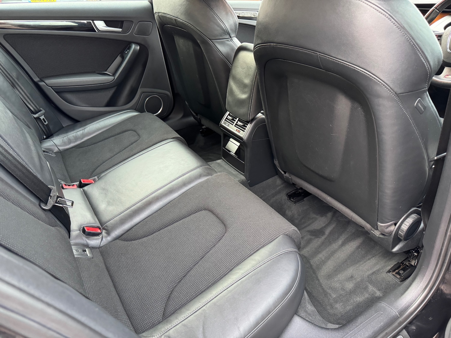 Used Audi A4 2012 for sale - 76879759: Photo 11