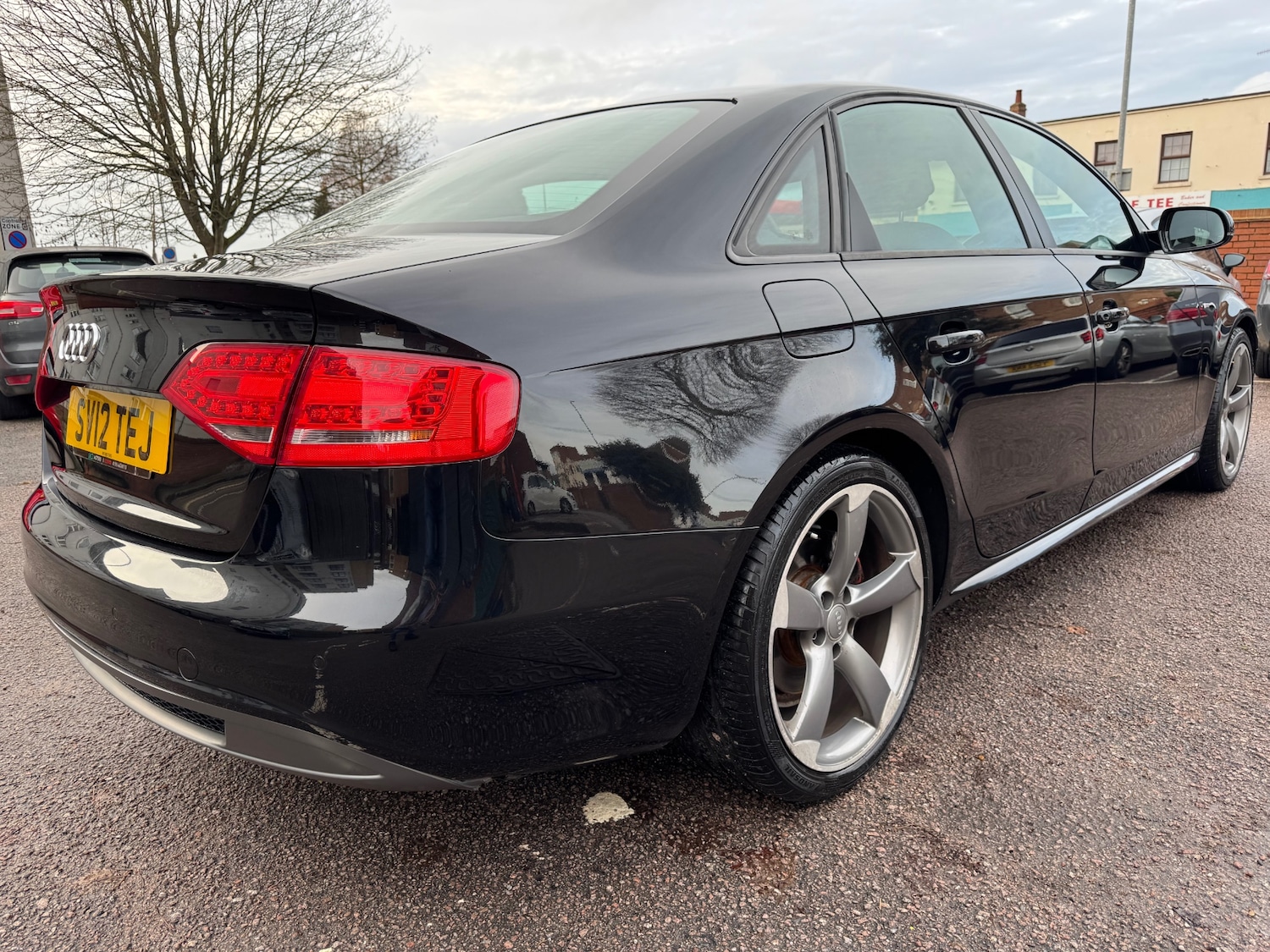 Used Audi A4 2012 for sale - 76879759: Photo 6