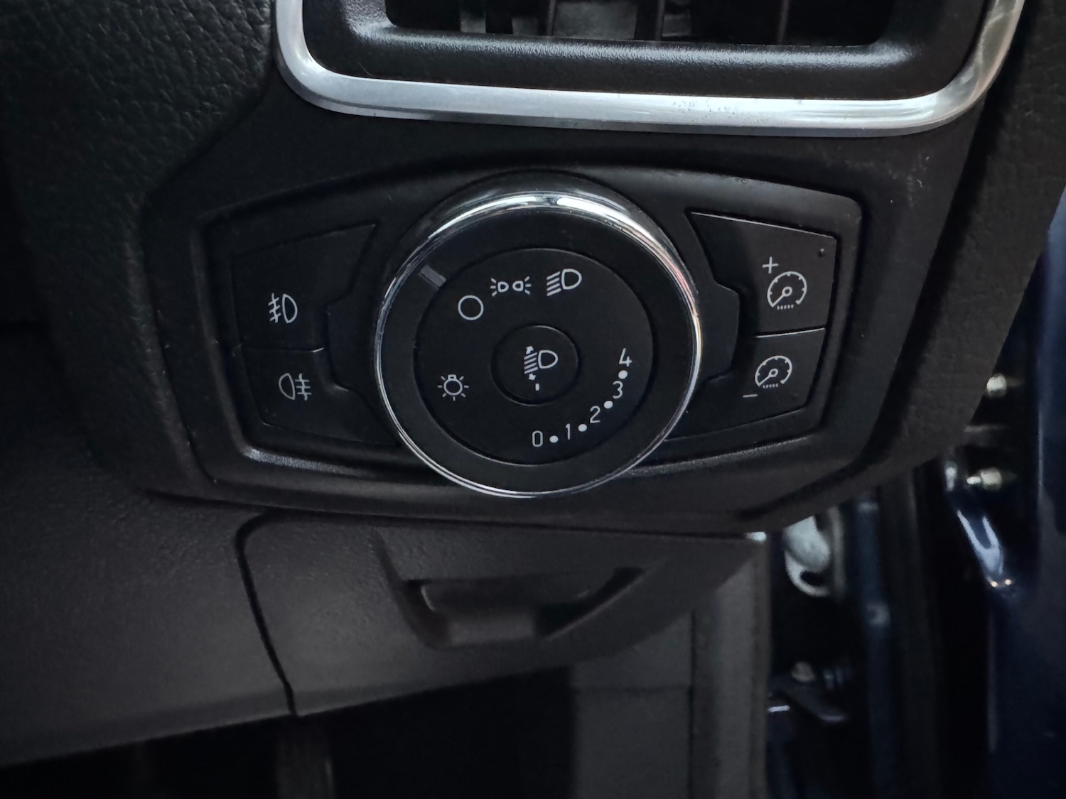 Used Ford Focus 2011 for sale - 76879747: Photo 20