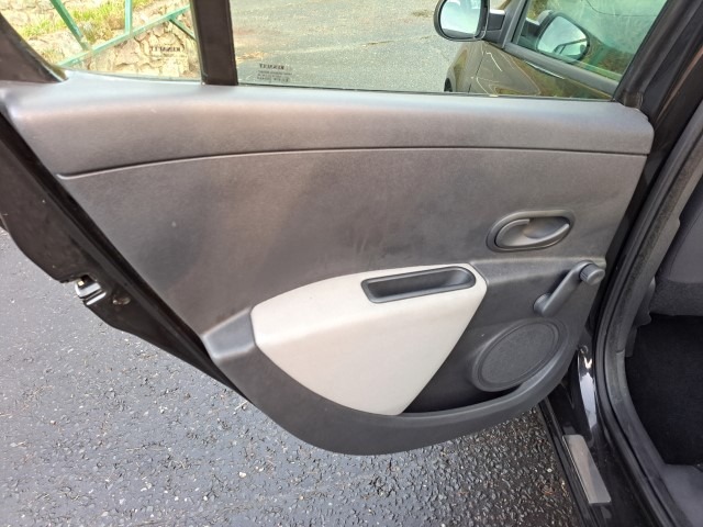 Used Renault Clio 2011 for sale - 76815154: Photo 14