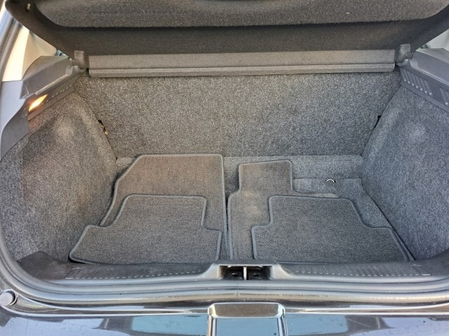 Used Renault Clio 2011 for sale - 76815154: Photo 15