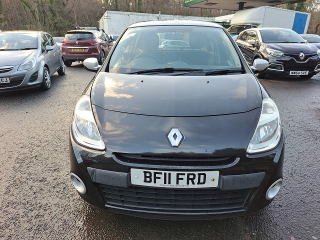 Used Renault Clio 2011 for sale - 76815154: Photo 2