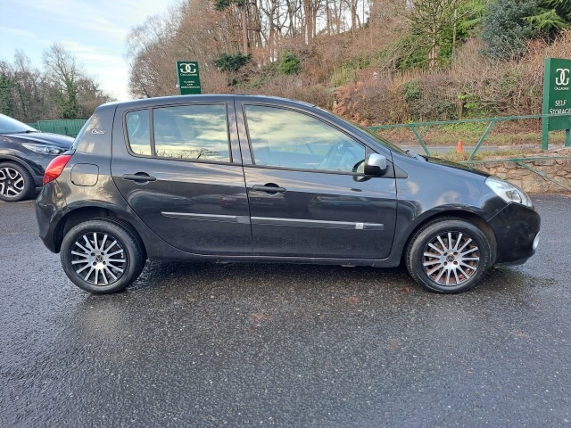 Used Renault Clio 2011 for sale - 76815154: Photo 4