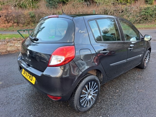 Used Renault Clio 2011 for sale - 76815154: Photo 5
