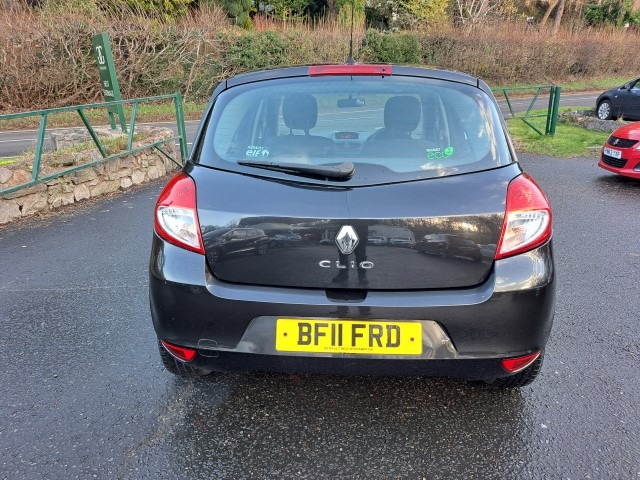 Used Renault Clio 2011 for sale - 76815154: Photo 6
