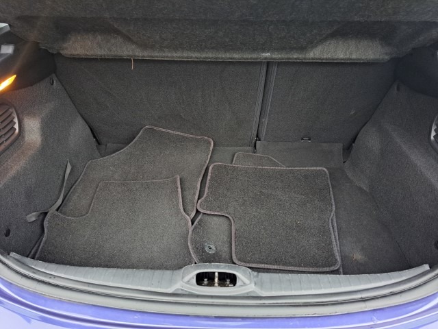 Used Peugeot 208 2013 for sale - 76735683: Photo 13