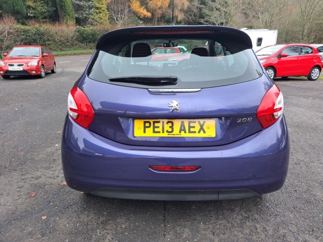 Used Peugeot 208 2013 for sale - 76735683: Photo 5