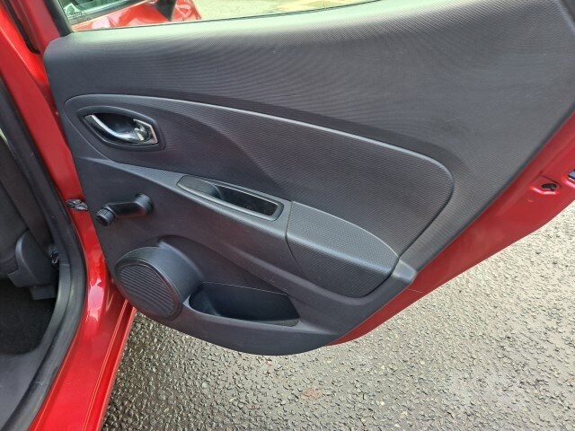 Used Renault Clio 2013 for sale - 77364418: Photo 20