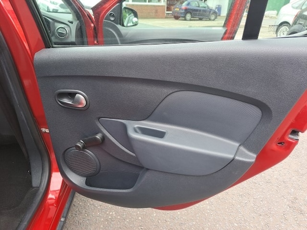 Used Dacia Sandero Stepway 2018 for sale - 75422056: Photo 21