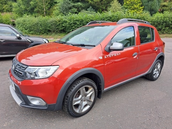 Used Dacia Sandero Stepway 2018 for sale - 75422056: Photo 8