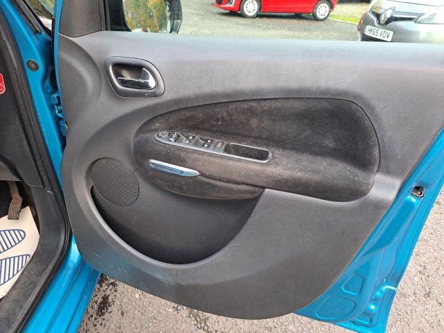 Used Citroen C3 Picasso 2010 for sale - 76493623: Photo 10