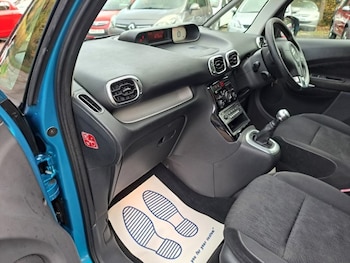 Used Citroen C3 Picasso 2010 for sale - 76493623: Photo