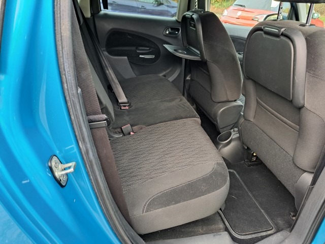 Used Citroen C3 Picasso 2010 for sale - 76493623: Photo 8