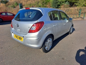 Used Vauxhall Corsa 2012 for sale - 77240361: Photo