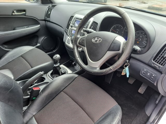 Used Hyundai i30 2011 for sale - 78014369: Photo 20