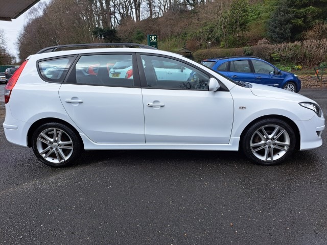 Used Hyundai i30 2011 for sale - 78014369: Photo 3