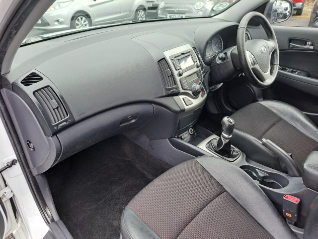 Used Hyundai i30 2011 for sale - 78014369: Photo 9