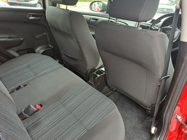 Used Suzuki Swift 2013 for sale - 76265706: Photo 10