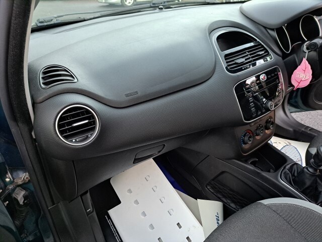 Used Fiat Punto 2012 for sale - 77487096: Photo 23