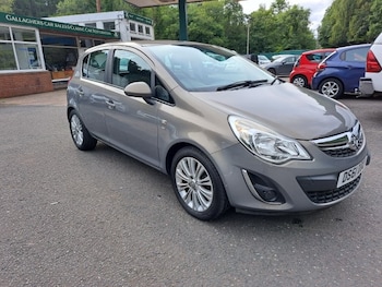 Vauxhall - Corsa