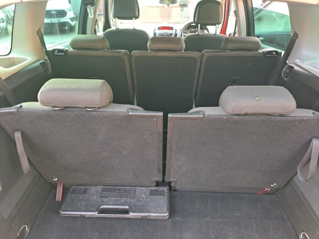 Used Vauxhall Zafira 2015 for sale - 77365355: Photo 2