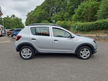 Used Dacia Sandero Stepway 2014 for sale - 79853438: Photo