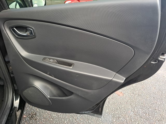 Used Renault Captur 2014 for sale - 76640122: Photo 18