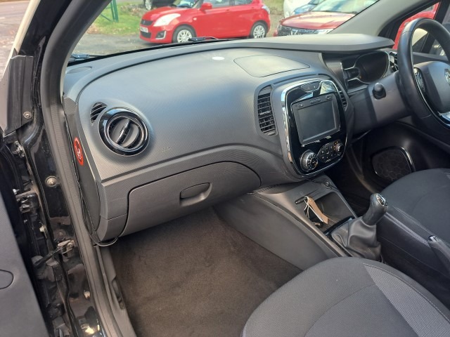 Used Renault Captur 2014 for sale - 76640122: Photo 9