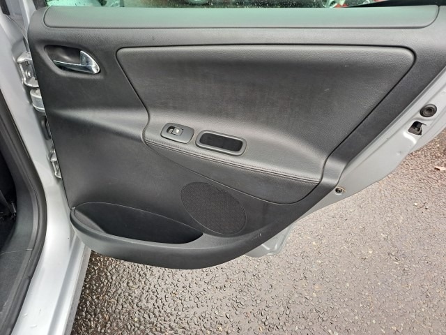 Used Peugeot 207 2013 for sale - 76817461: Photo 16