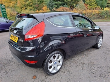 Used Ford Fiesta 2012 for sale - 76492467: Photo