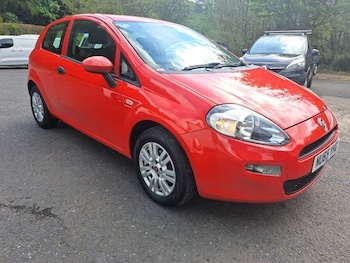 Used Fiat Punto 2015 for sale - 78296646: Photo