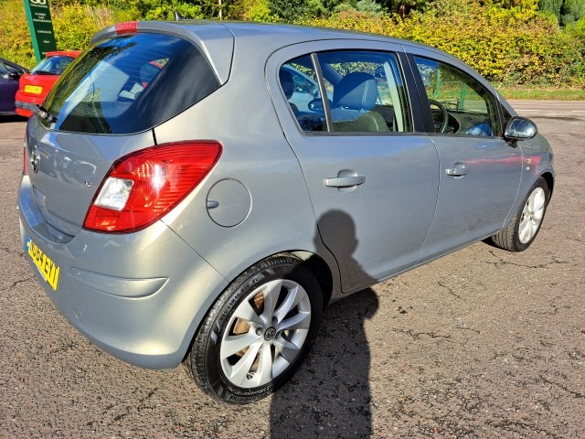 Used Vauxhall Corsa 2014 for sale - 76365016: Photo 3