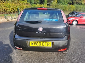 Used Fiat Punto Evo 2010 for sale - 76365099: Photo