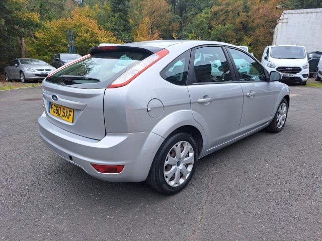 Used Ford Focus 2010 for sale - 76287378: Photo 4