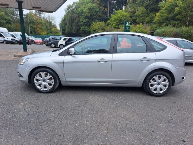Used Ford Focus 2010 for sale - 76287378: Photo 7