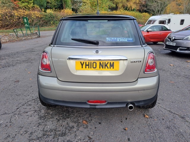 Used MINI Hatch 2010 for sale - 76492340: Photo 5