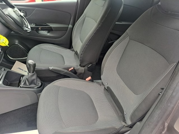 Used Renault Captur 2015 for sale - 76265358: Photo 11