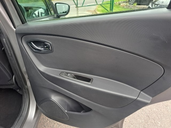 Used Renault Captur 2015 for sale - 76265358: Photo 17