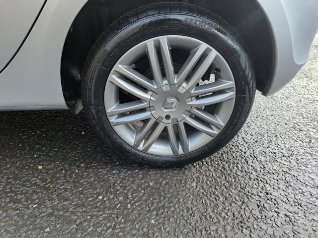 Used Renault Clio 2011 for sale - 77365165: Photo 10