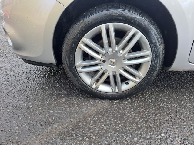 Used Renault Clio 2011 for sale - 77365165: Photo 9